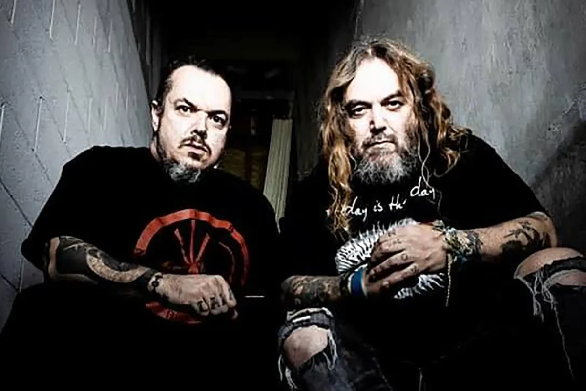 Calavera estrena videoclip “Troops Of Doom”