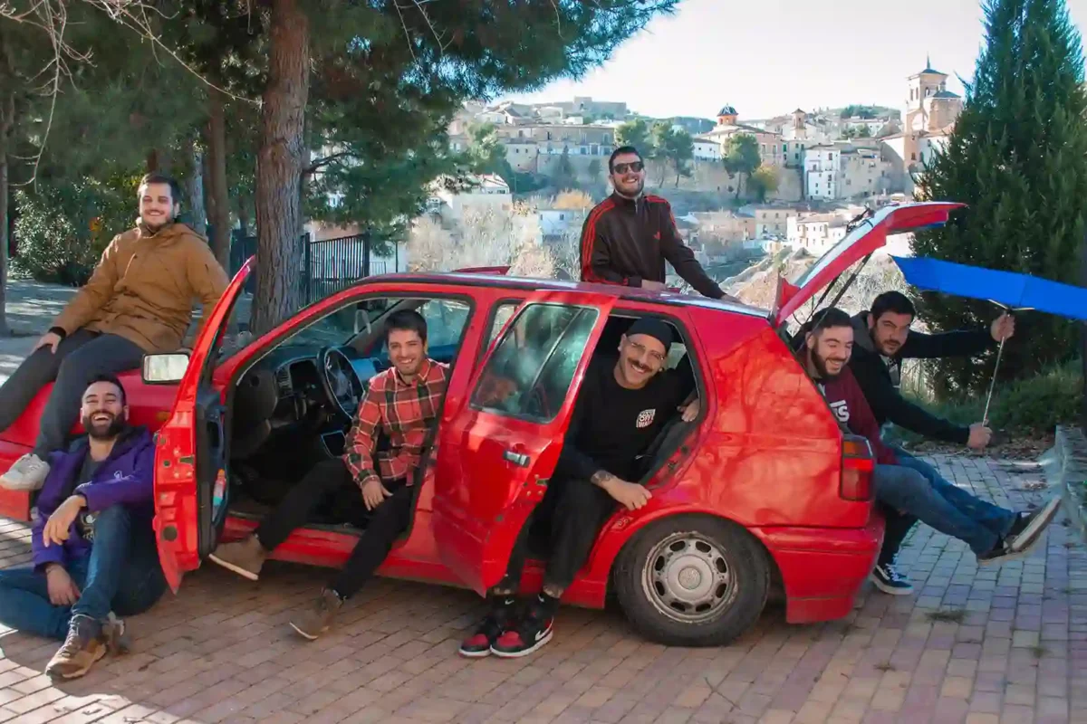 Carajillo estrena single “Idiotas”