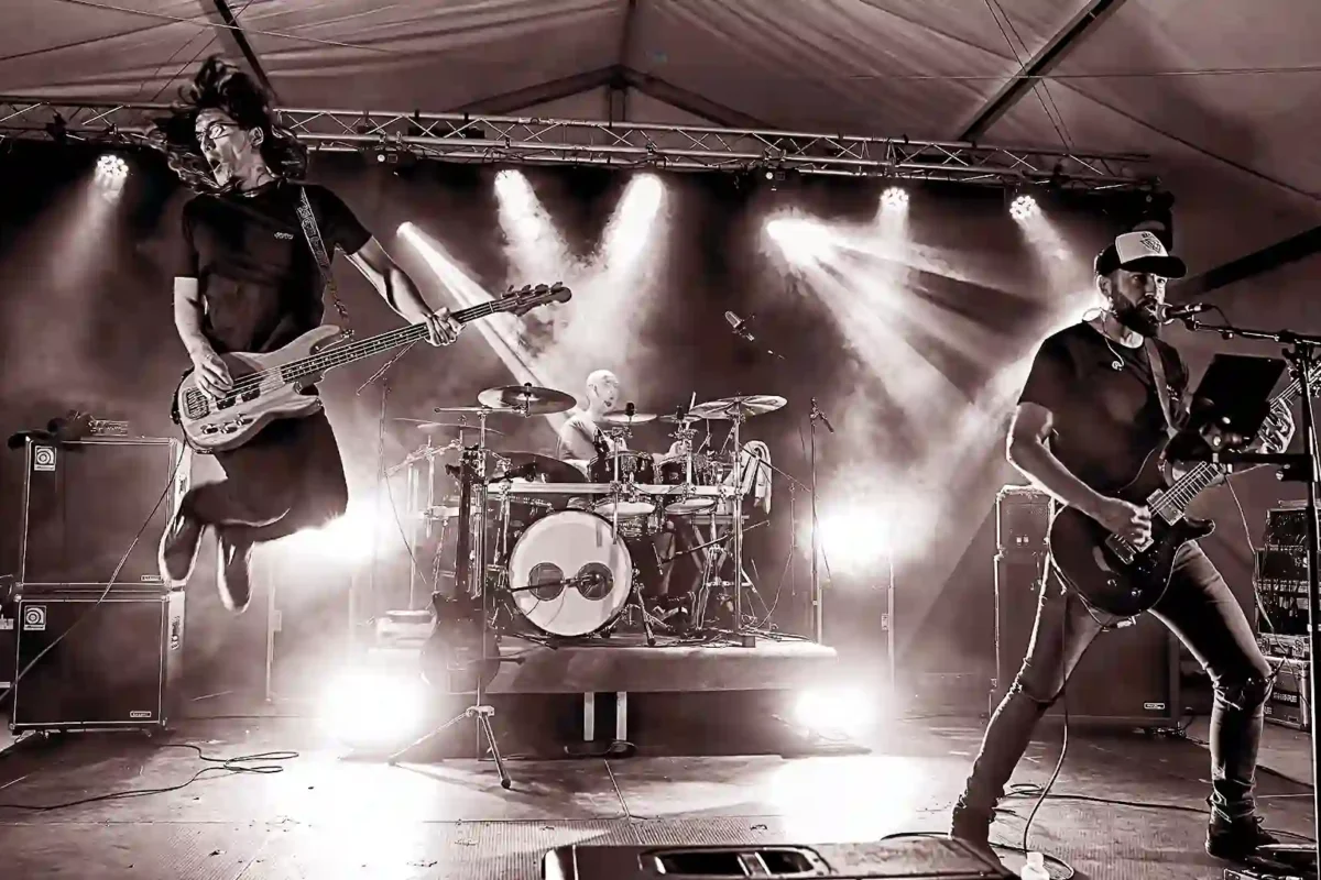 Este domingo actuará Basaki en la sala Groove (Portugalete, Bizkaia)