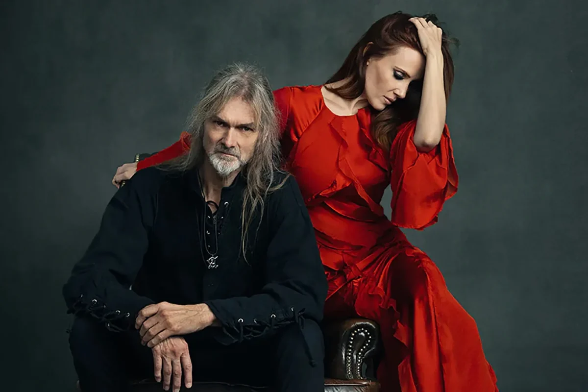 “In Love We Rust”, nuevo videoclip de Simone Simons