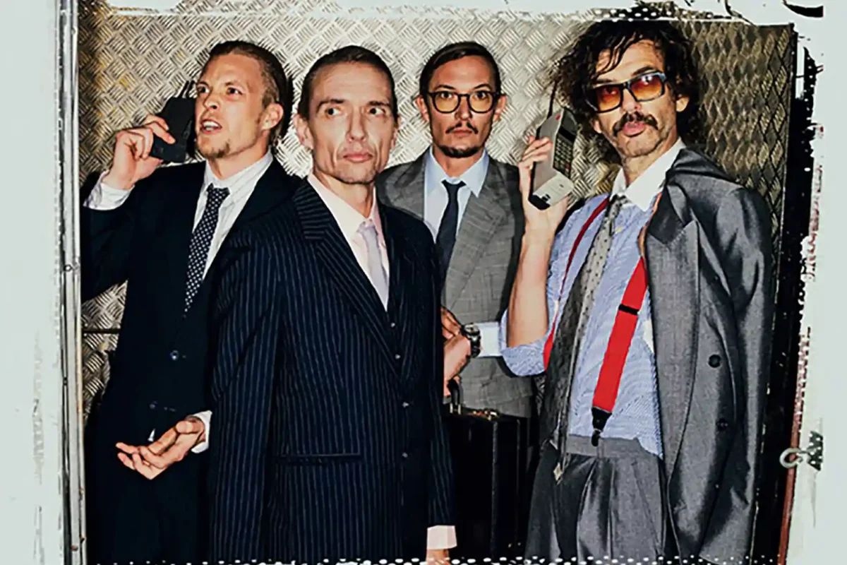 “Hot on My Tail”, nuevo single The Darkness